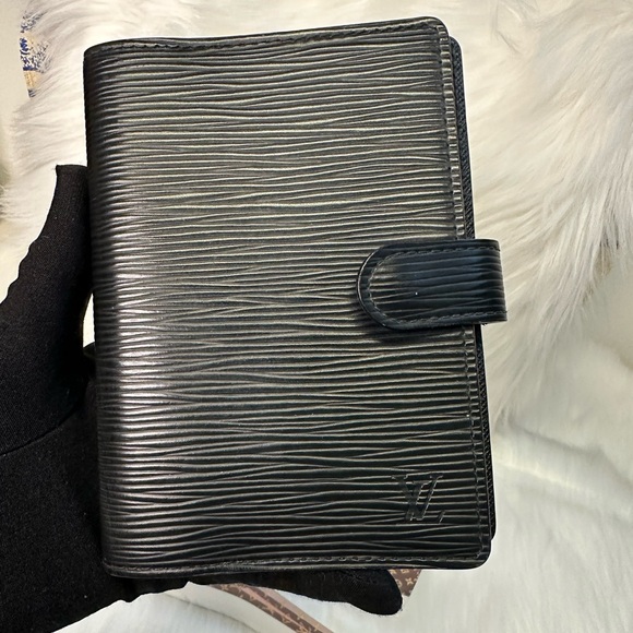 Louis Vuitton Handbags - Louis Vuitton